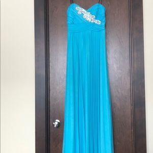 Beautiful sky blue strapless prom dress